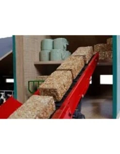 Kids Globe 610200 - Stal Met Loods (1:32 / Siku) 2 Kids Globe 610200 - Stal Met Loods (1:32 / Siku) -Britains Winkel kids globe kids globe 610200 stal met loods 132 si 2