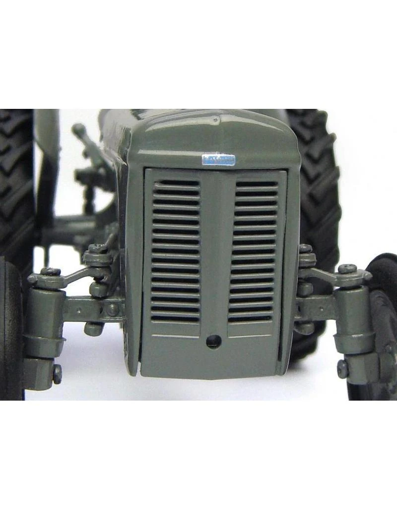 Universal Hobbies 4189 - Ferguson TEA 20 1:32 Universal Hobbies 4189 - Ferguson TEA 20 1:32 -Britains Winkel universal hobbies universal hobbies 4189 ferguson 2