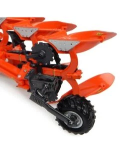 Universal Hobbies 4932 - Kubota RM3005V - 6 Schaar Wentelploeg 1:32 -Britains Winkel universal hobbies universal hobbies 4932 kubota rm 2