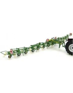 Universal Hobbies Krone KW 15.02/14T Hooischudder 1:32 -Britains Winkel universal hobbies universal hobbies krone kw 1502 2