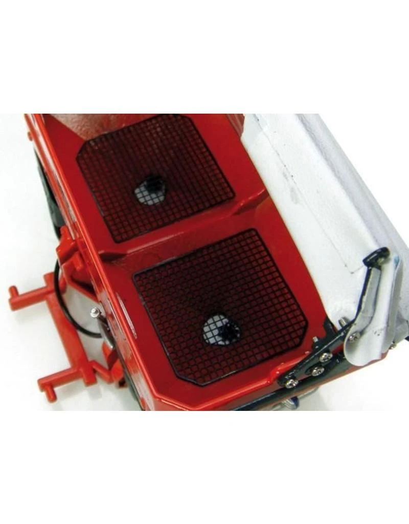 Universal Hobbies Kuhn 40.1 sprayer with soft top cover 1:32 Universal Hobbies Kuhn 40.1 Sprayer With Soft Top Cover 1:32 -Britains Winkel universal hobbies universal hobbies kuhn 401 spray 3