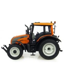 Universal Hobbies Valtra N 121 Kommunal 1:32 -Britains Winkel universal hobbies universal hobbies valtra n 121 k 2