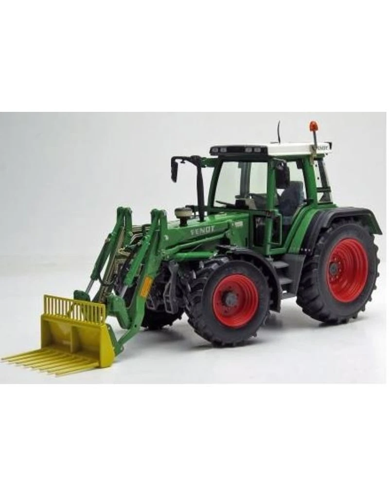 Weise Toys 1064 - Fendt Favorit 510 C met Voorlader 1:32 Weise Toys 1064 - Fendt Favorit 510 C Met Voorlader 1:32 -Britains Winkel weise toys weise toys 1064 fendt favorit 510 c met
